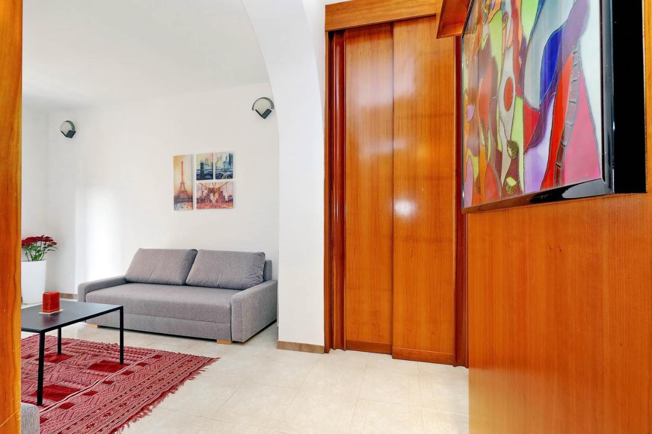 Centralstation Apartment Рим Екстериор снимка
