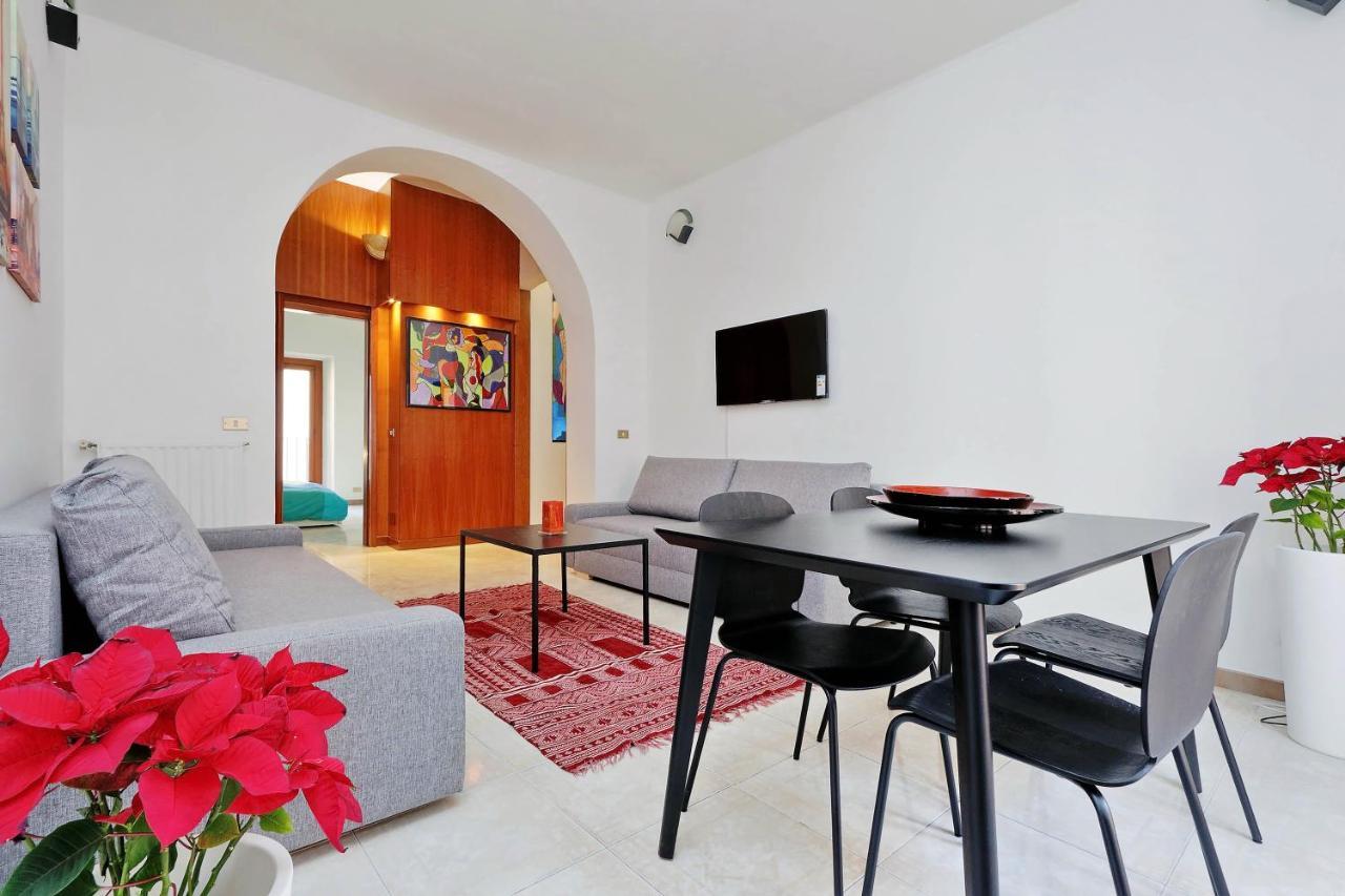 Centralstation Apartment Рим Екстериор снимка