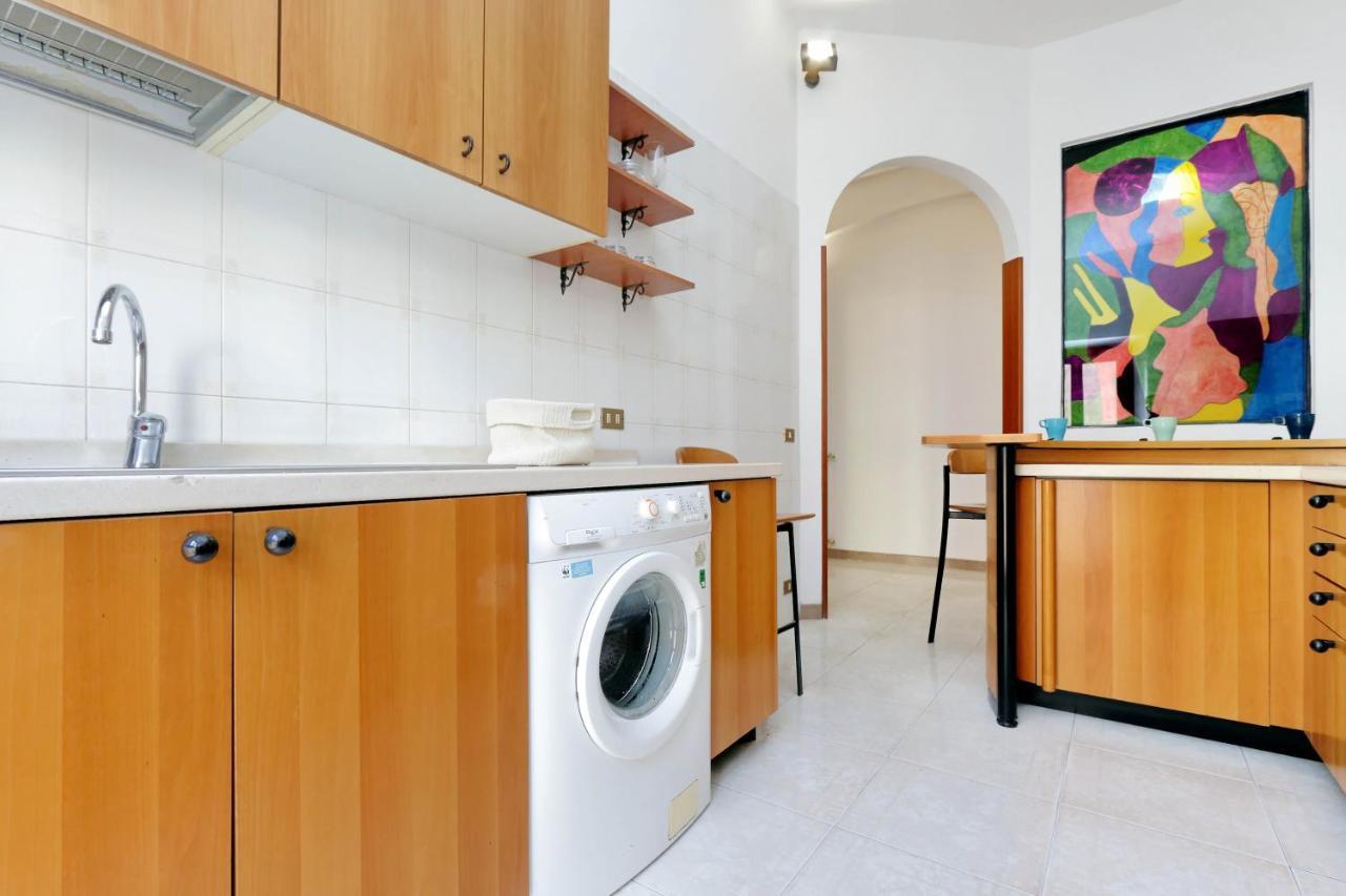 Centralstation Apartment Рим Екстериор снимка